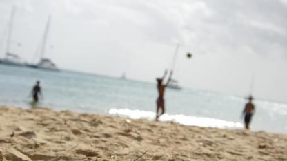 Odpočívat o dovolené musí i manažeři