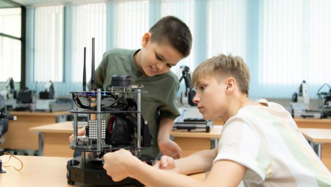 Záverečné práce študentov s pomocou AI?