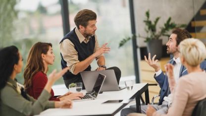 Firemná korelácia a kauzalita